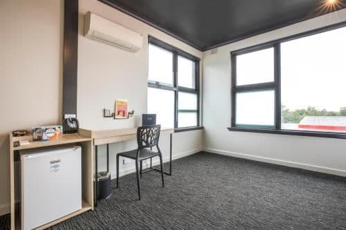 Queen & Single Studio with Free Welcome Drink For Two Guests