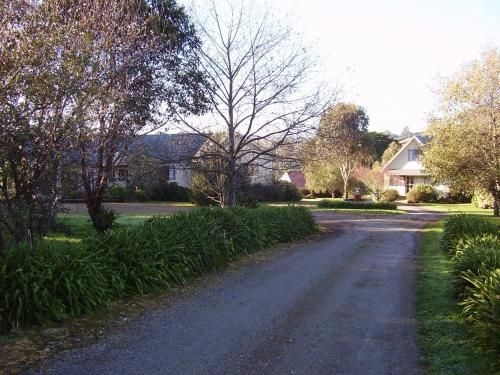 Neerim Country Cottages1