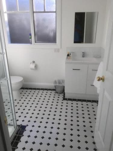 Suite 2