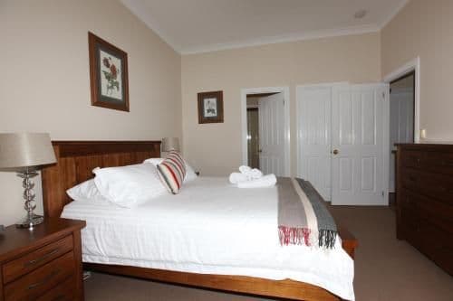 Suite 1