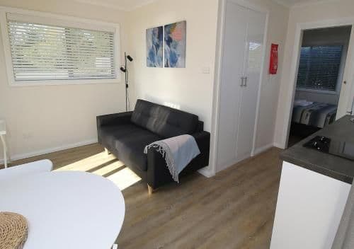 One Bedroom Bungalow - Water Front