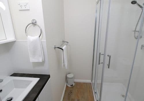 One Bedroom Bungalow - Water Front