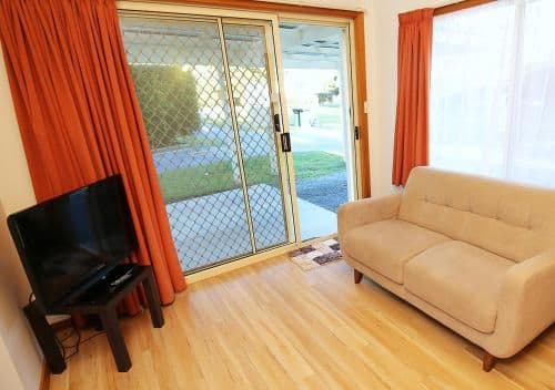 One Bedroom Bungalow - Water Front