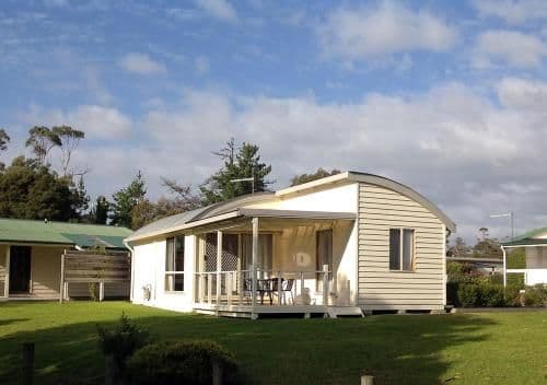 One Bedroom Bungalow - Water Front