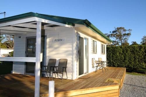 One Bedroom Bungalow - Water Front