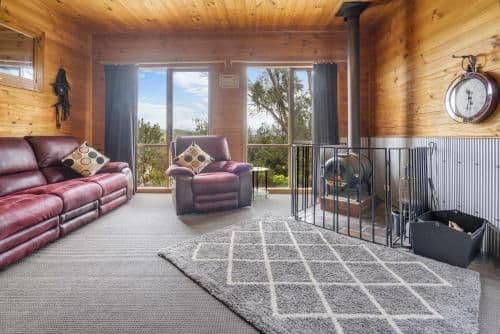 Four-Bedroom Lodge