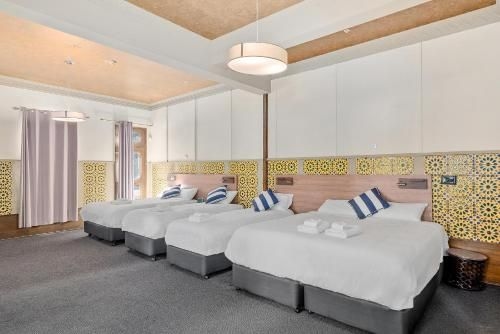 Criterion Hotel Sydney1