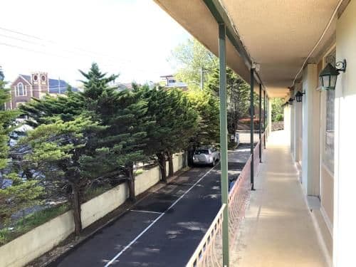 Motel Triple Ensuite – 1 Queen and 1 Single