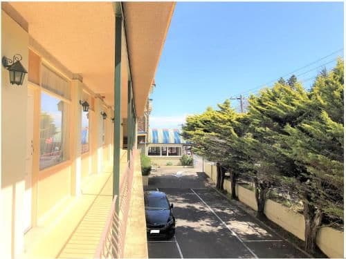 Motel Ensuite Room – 1 Queen