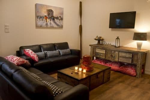King Studio with Sofa Bed