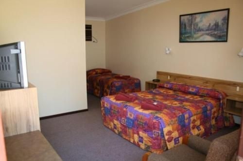 Wagon Wheel Motel & Units4