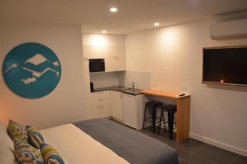 Deluxe King Suite