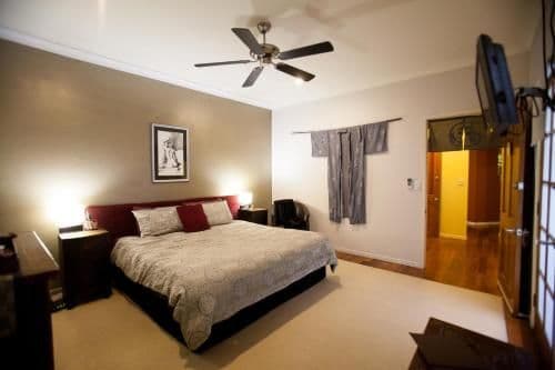 Deluxe Hotel Room