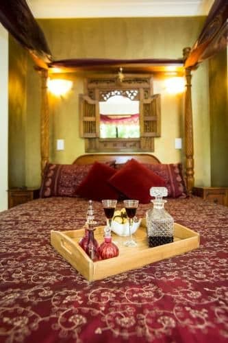 Deluxe Hotel Room