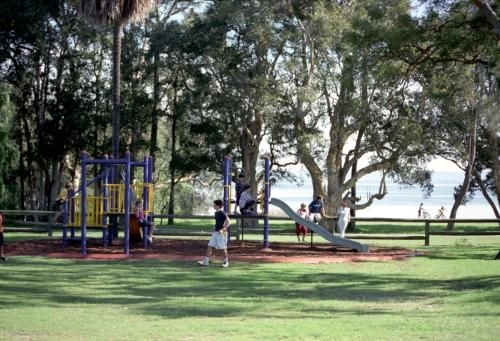 Canton Beach Holiday Park3