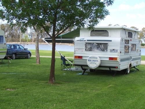 Cohuna Waterfront Holiday Park1