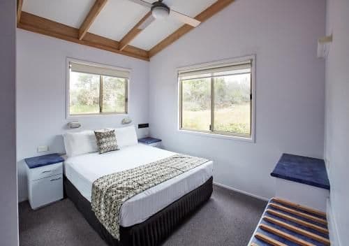 Deluxe Two-Bedroom Cabin with Spa Bath