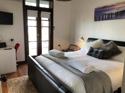 Deluxe King Suite