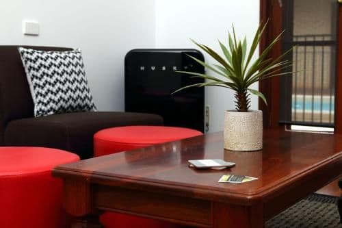 Deluxe Queen Suite