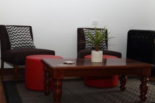 Deluxe Queen Suite
