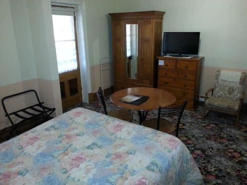 Queen Room with Balcony