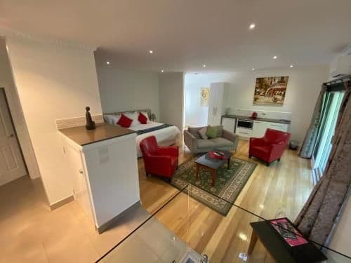 King Suite with Spa Bath