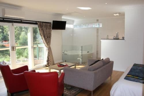 King Suite with Spa Bath