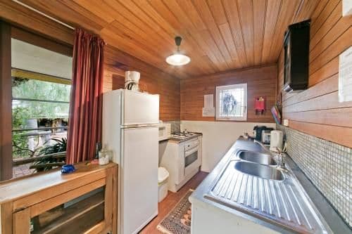 Deluxe Queen Suite