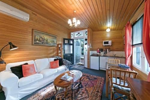 Hillside Country Retreat Hillside Country Retreat