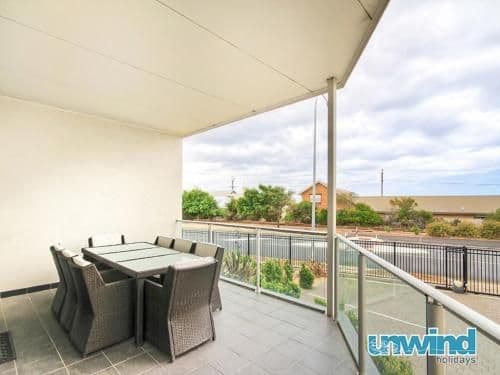 The Block Ocean Views Split Apartment No 1