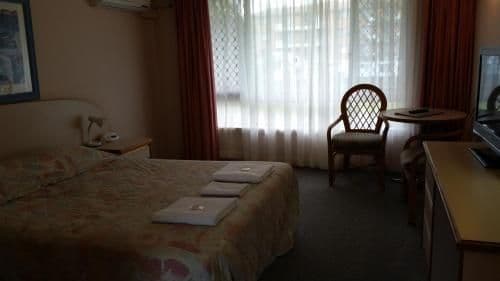 Standard Queen Room