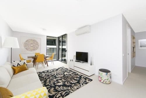 One-Bedroom Apartment with Balcony