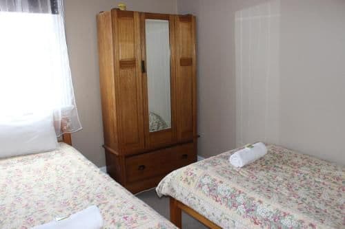 Standard Twin Room with Shared Bathroom