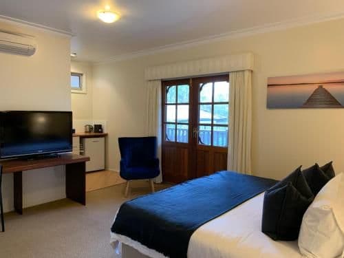 Luxury King Room
