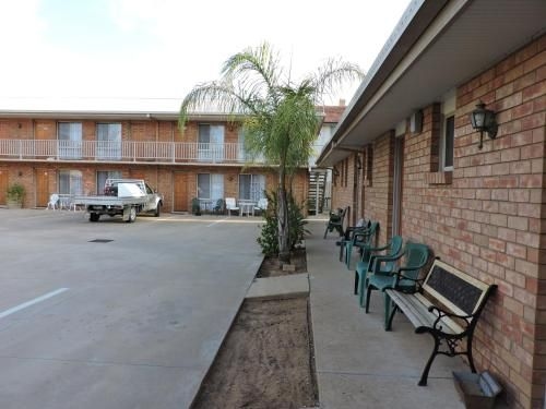 Red Cliffs Colonial Motor Lodge2