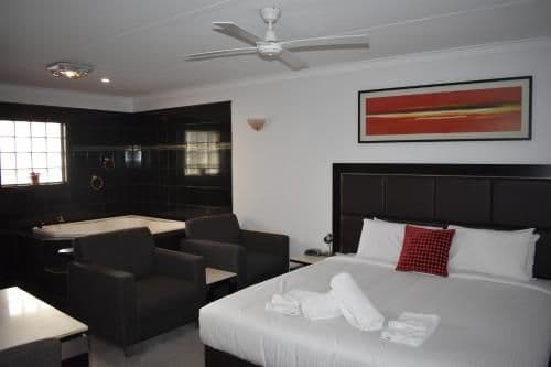 King Room with Spa Bath