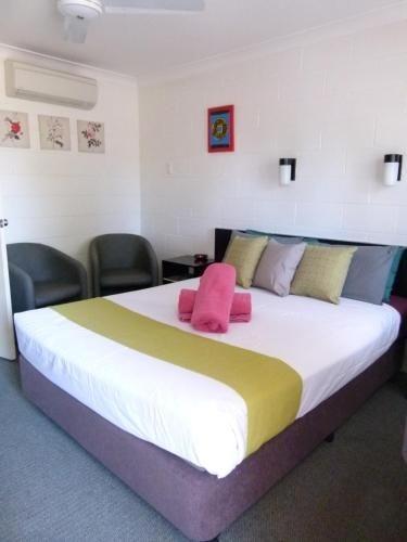 อาซาเลีย โมเทล (Azalea Motel)1