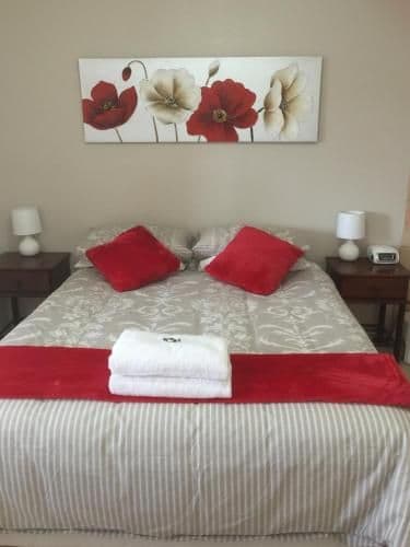 Queen Suite with Spa Bath