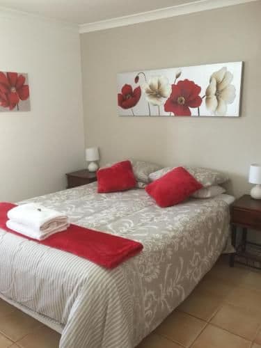 Queen Suite with Spa Bath