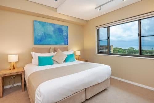 Three Bedroom Apartment with Beach View