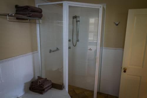 Deluxe King Room - Provincial