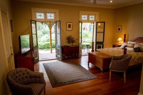 Deluxe King Room - Rose Room