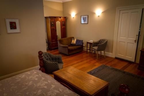 Tizzana Winery Bed and Breakfast2