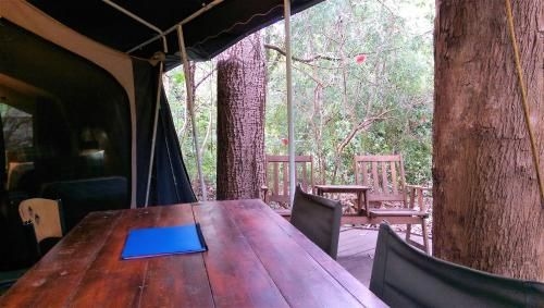 Black Cockatoo Lodge1