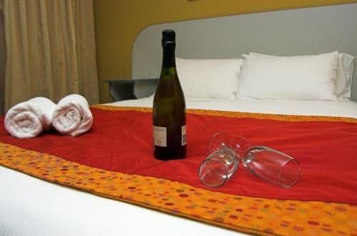 Deluxe Room (2 Adults + 1 Child)