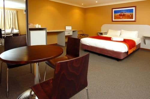 Deluxe Double Room (2 Adults + 1 Child)