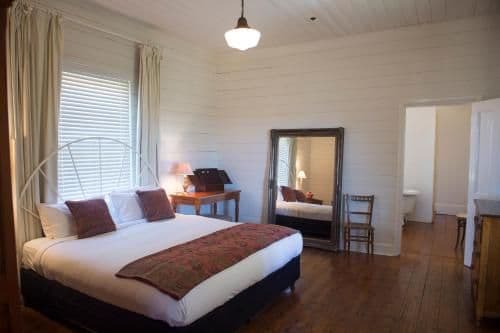 Deluxe King Suite