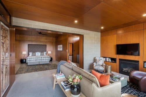 Lodge Suite