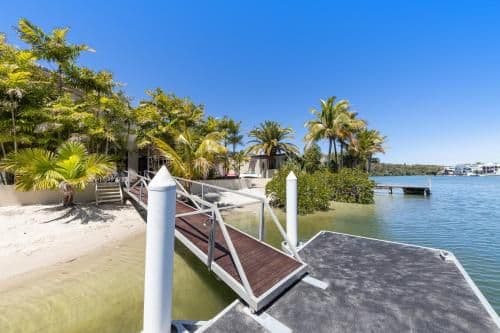 Four-Bedroom Holiday Home