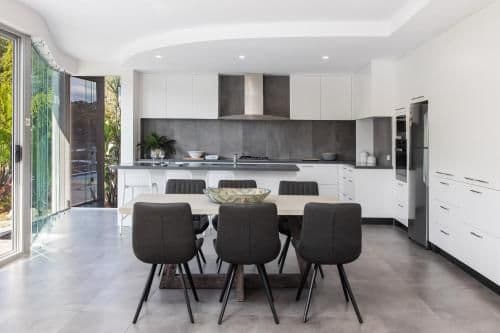 Five-Bedroom Holiday Home